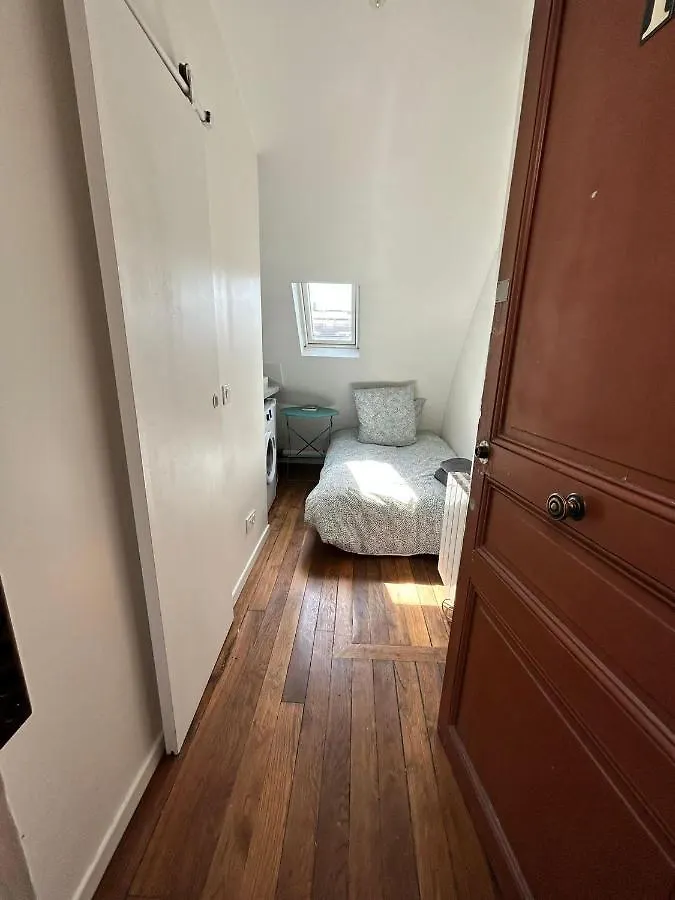 Saint-Lazare - Studio Apartment Paris